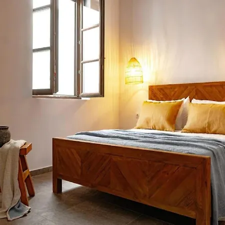 Exquisite Rhodes Boho Chic 6 Bedrooms Private Pool וילה לקניה